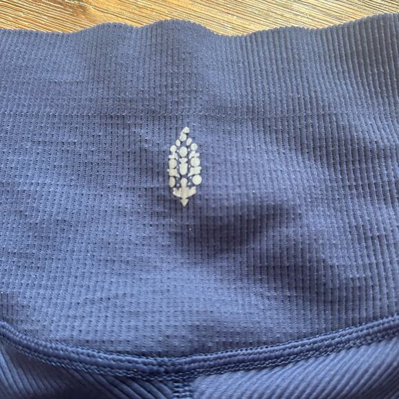 Free People Movement Indigo Ribbed High Waisted Leggings, Sz Large (EE-1119) - Picture 3 of 7